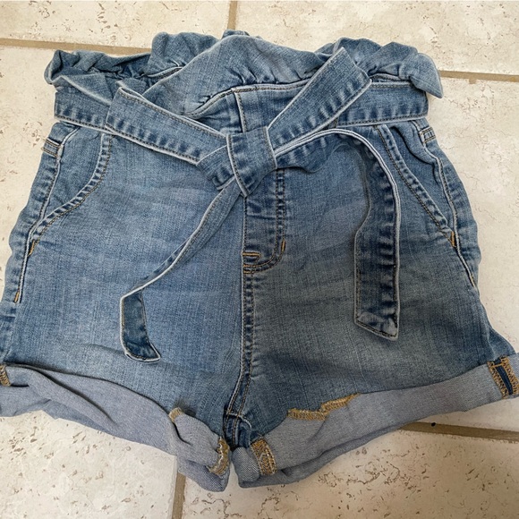 Tie Waist Jean Shorts - Picture 3 of 5